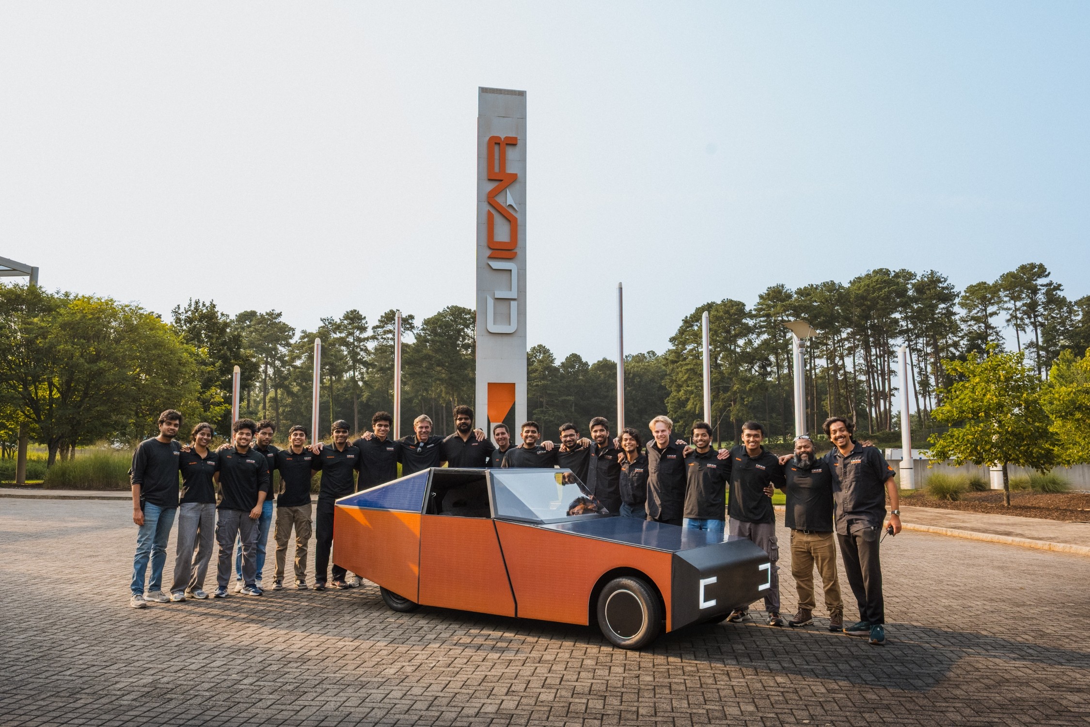 “Luminetta” (Universidade Clemson / BMW)
